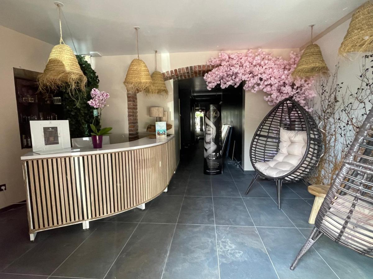 La Terrasse Des Spas - Restaurant - Institut Massage アーズブルック エクステリア 写真