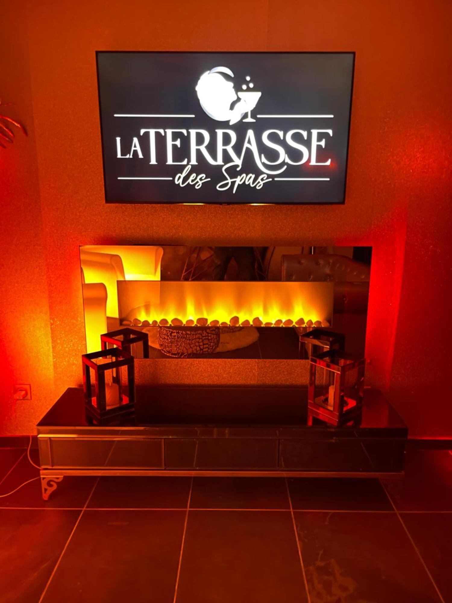 La Terrasse Des Spas - Restaurant - Institut Massage アーズブルック エクステリア 写真