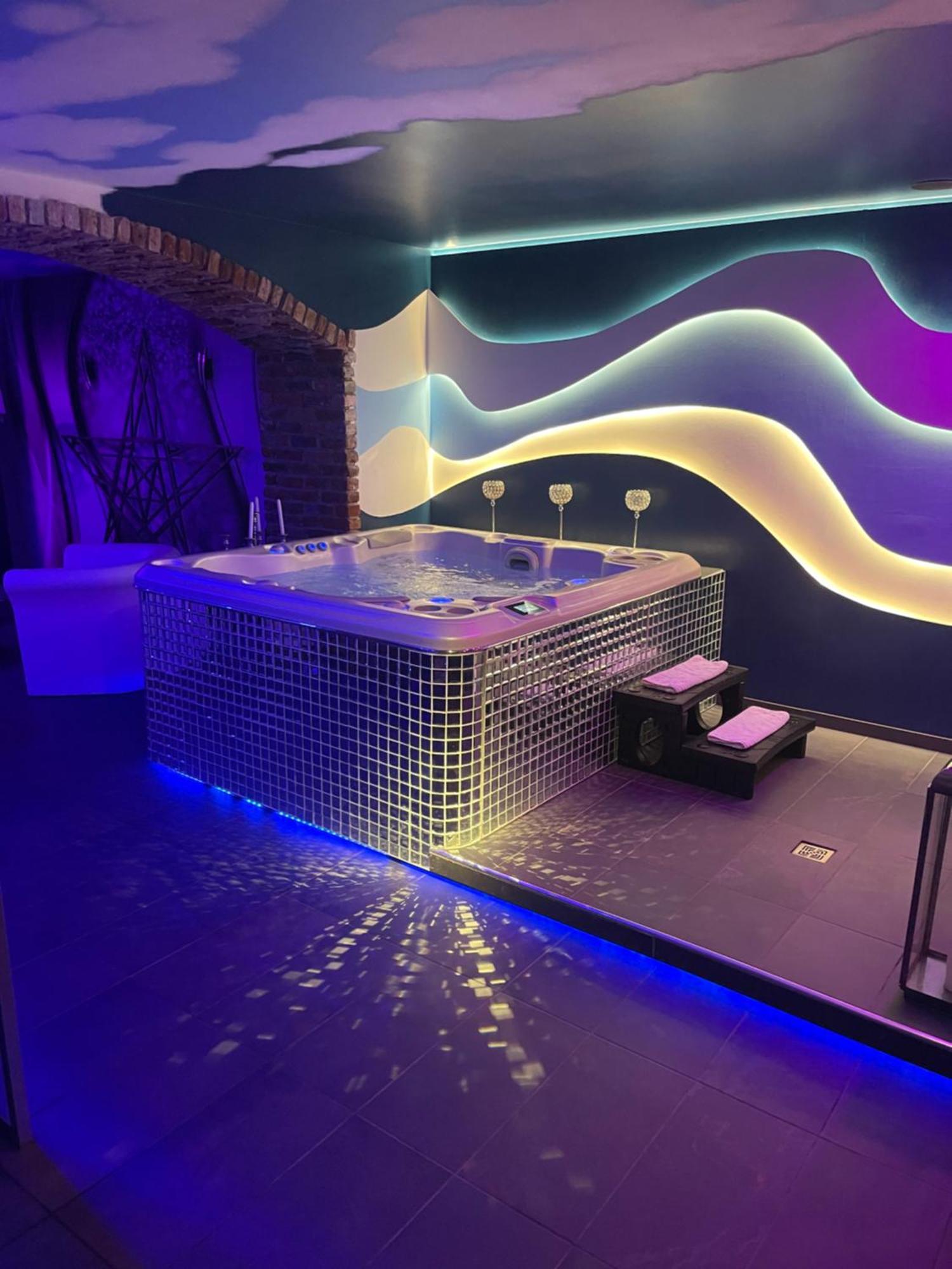 La Terrasse Des Spas - Restaurant - Institut Massage アーズブルック エクステリア 写真